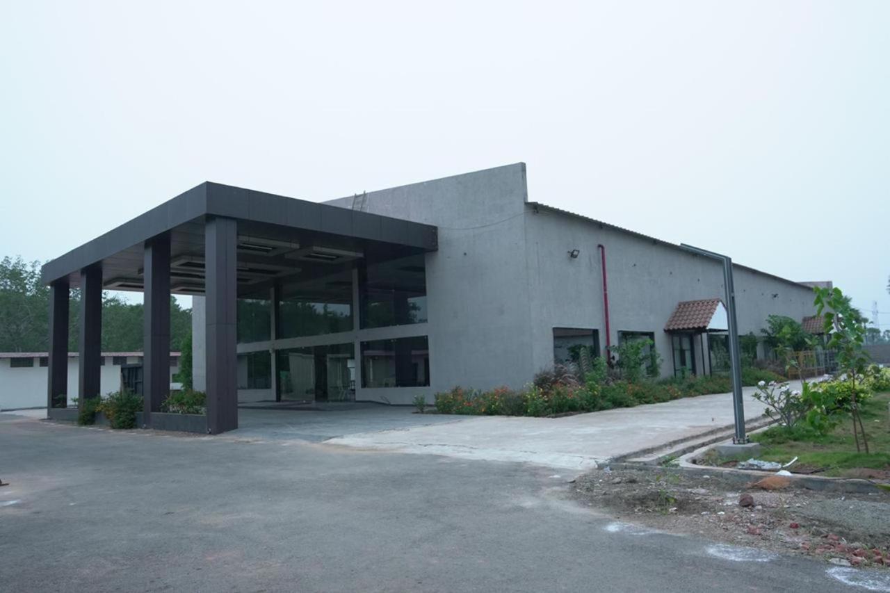 One Resorts & Convention Annavaram Eksteriør billede